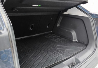 Подержанный автомобиль Omoda C5 2023 года (15 фото)