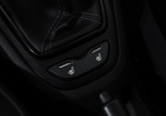 Подержанный автомобиль LADA (ВАЗ) Vesta Sedan 2018 года (16 фото)