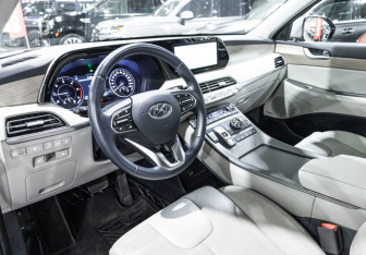 Подержанный автомобиль Hyundai Palisade 2022 года (16 фото)