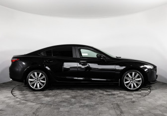 Подержанный автомобиль Mazda 6 Sedan 2022 года (4 фото)