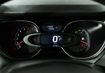 Подержанный автомобиль Renault Kaptur 2018 года (12 фото)