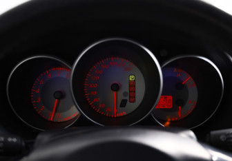 Подержанный автомобиль Mazda 3 Sedan 2008 года (12 фото)