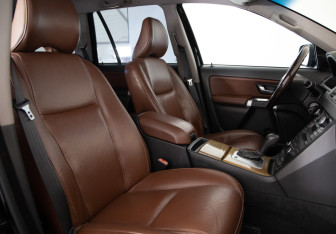 Подержанный автомобиль Volvo XC90 2008 года (11 фото)