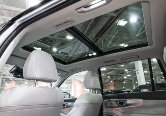 Подержанный автомобиль GAC GS8 2024 года (27 фото)