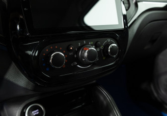 Подержанный автомобиль Renault Kaptur 2021 года (17 фото)