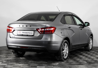 Подержанный автомобиль LADA (ВАЗ) Vesta Sedan 2017 года (5 фото)