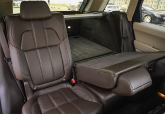 Подержанный автомобиль Land Rover Range Rover Sport 2017 года (34 фото)