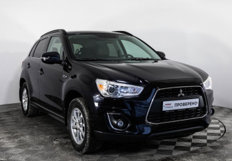 Подержанный автомобиль Mitsubishi ASX 2013 года (3 фото)