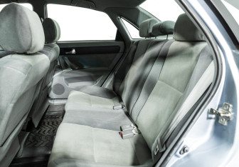 Подержанный автомобиль Daewoo Gentra Sedan 2014 года (10 фото)