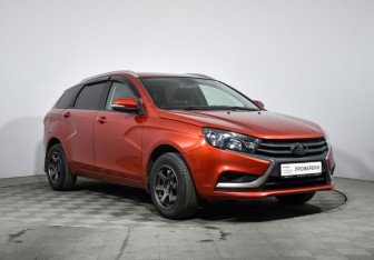 Подержанный автомобиль LADA (ВАЗ) Vesta Wagon 2018 года (2 фото)