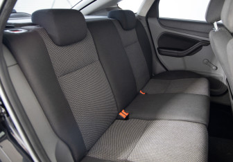 Подержанный автомобиль Ford Focus Hatchback 2010 года (12 фото)