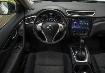 Подержанный автомобиль Nissan X-Trail 2018 года (12 фото)