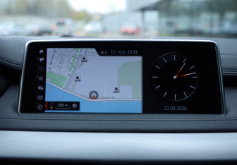 Подержанный автомобиль BMW X6 2018 года (16 фото)