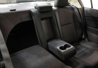 Подержанный автомобиль Mazda 3 Sedan 2011 года (24 фото)