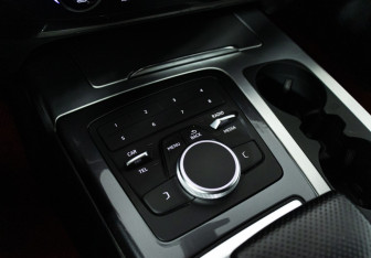 Подержанный автомобиль Audi Q7 2018 года (17 фото)