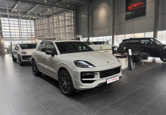 Новый Porsche Cayenne 2025 (2 фото)