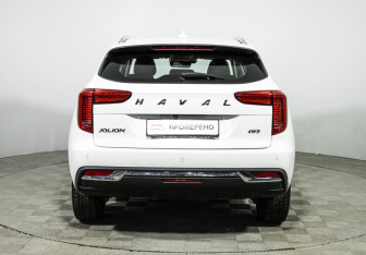 Подержанный автомобиль Haval Jolion 2022 года (6 фото)