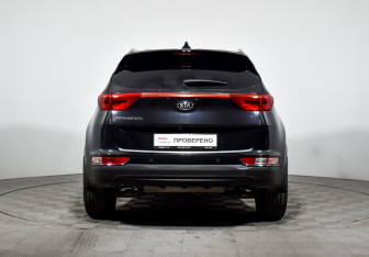 Подержанный автомобиль Kia Sportage 2018 года (6 фото)
