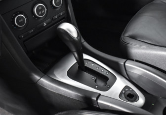 Подержанный автомобиль Saab 9-3 Sedan 2008 года (11 фото)