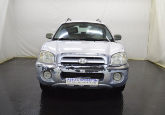 Подержанный автомобиль Hyundai Santa Fe 2008 года (2 фото)