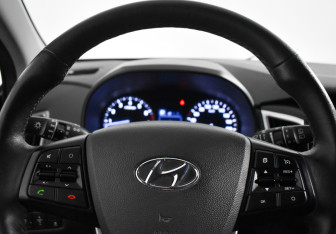 Подержанный автомобиль Hyundai Creta 2021 года (17 фото)