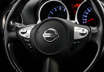 Подержанный автомобиль Nissan Juke 2013 года (11 фото)