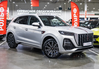 Подержанный автомобиль Hongqi HS5 2024 года (4 фото)