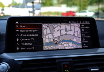 Подержанный автомобиль BMW X4 2020 года (22 фото)