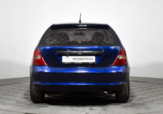 Подержанный автомобиль Honda Civic Hatchback 2002 года (6 фото)