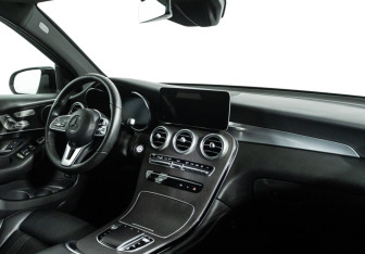 Подержанный автомобиль Mercedes-Benz GLC Coupe 2021 года (9 фото)