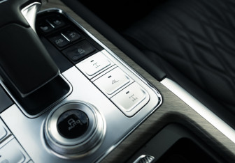 Подержанный автомобиль Tank 500 2023 года (28 фото)