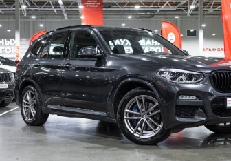 Подержанный автомобиль BMW X3 2019 года (5 фото)