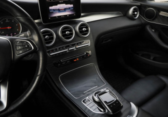 Подержанный автомобиль Mercedes-Benz GLC Coupe 2019 года (22 фото)