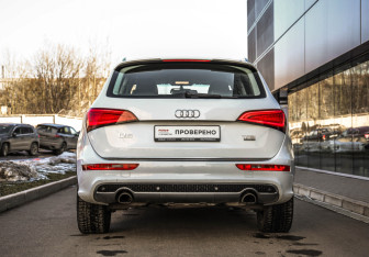 Подержанный автомобиль Audi Q5 2015 года (6 фото)