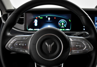 Подержанный автомобиль Voyah Free 2023 года (19 фото)