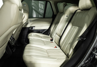 Подержанный автомобиль Land Rover Range Rover 2015 года (10 фото)