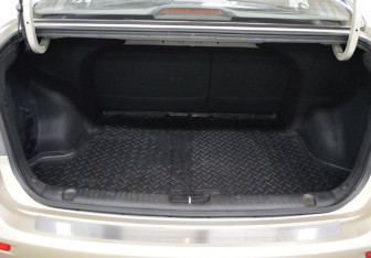 Подержанный автомобиль Kia Rio Sedan 2015 года (16 фото)