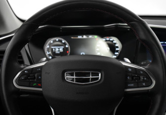 Подержанный автомобиль Geely Tugella 2022 года (22 фото)