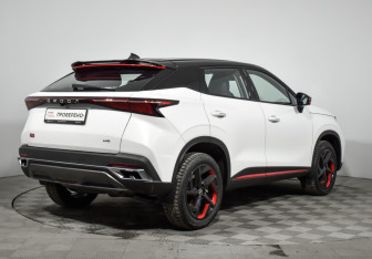 Новый Omoda C5 2023 (5 фото)