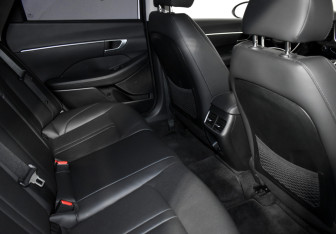 Подержанный автомобиль Hyundai Sonata 2020 года (15 фото)