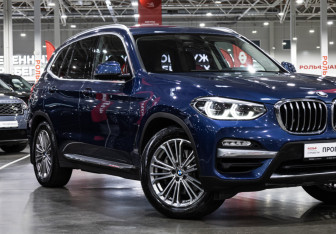 Подержанный автомобиль BMW X3 2018 года (5 фото)