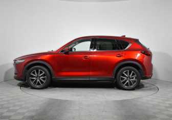 Подержанный автомобиль Mazda CX-5 2017 года (8 фото)