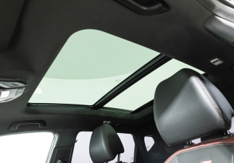 Подержанный автомобиль Geely Coolray 2021 года (14 фото)