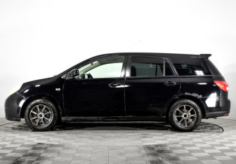 Подержанный автомобиль Nissan Wingroad 2005 года (8 фото)