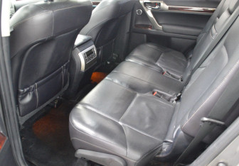 Подержанный автомобиль Lexus GX 2011 года (11 фото)