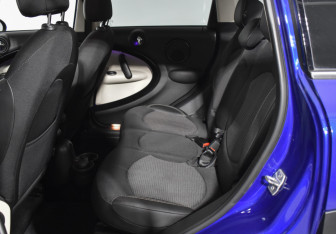 Подержанный автомобиль MINI Countryman 2015 года (11 фото)