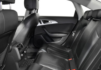 Подержанный автомобиль Audi A6 Sedan 2011 года (12 фото)