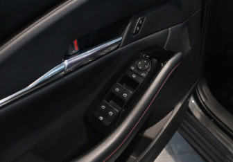 Новый Mazda CX-30 2025 (13 фото)