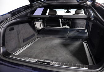 Подержанный автомобиль BMW X6 2014 года (31 фото)