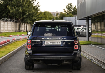 Подержанный автомобиль Land Rover Range Rover 2019 года (7 фото)